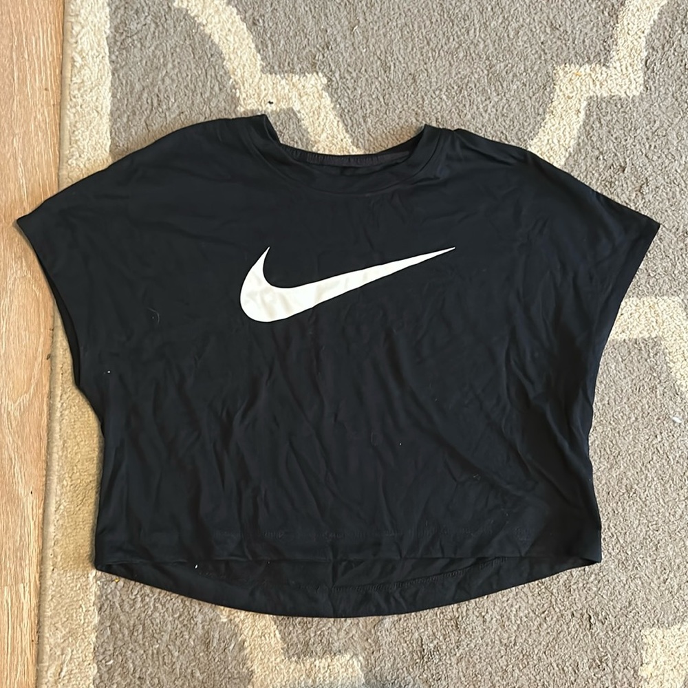 Nike Short Sleeve Crop Top